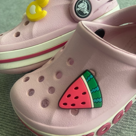 CROCS Kids Size 6C Light Pink Clogs with Fun Charms - Picture 12 of 13